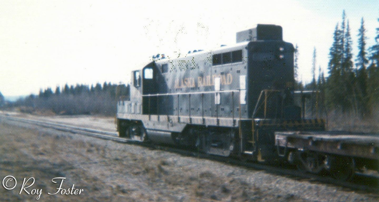 ARR 1821, Fairbanks, 4-19-73, GP7