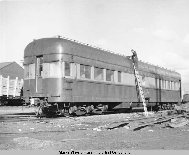 Clinic car