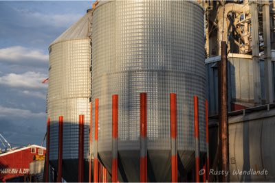 Alaska Mill and Feed